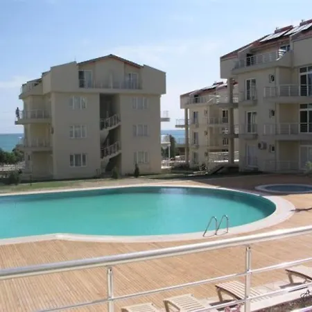 White Bay Blocks H-i-j-g Seafront Ground Floor Apart Daire Didim
